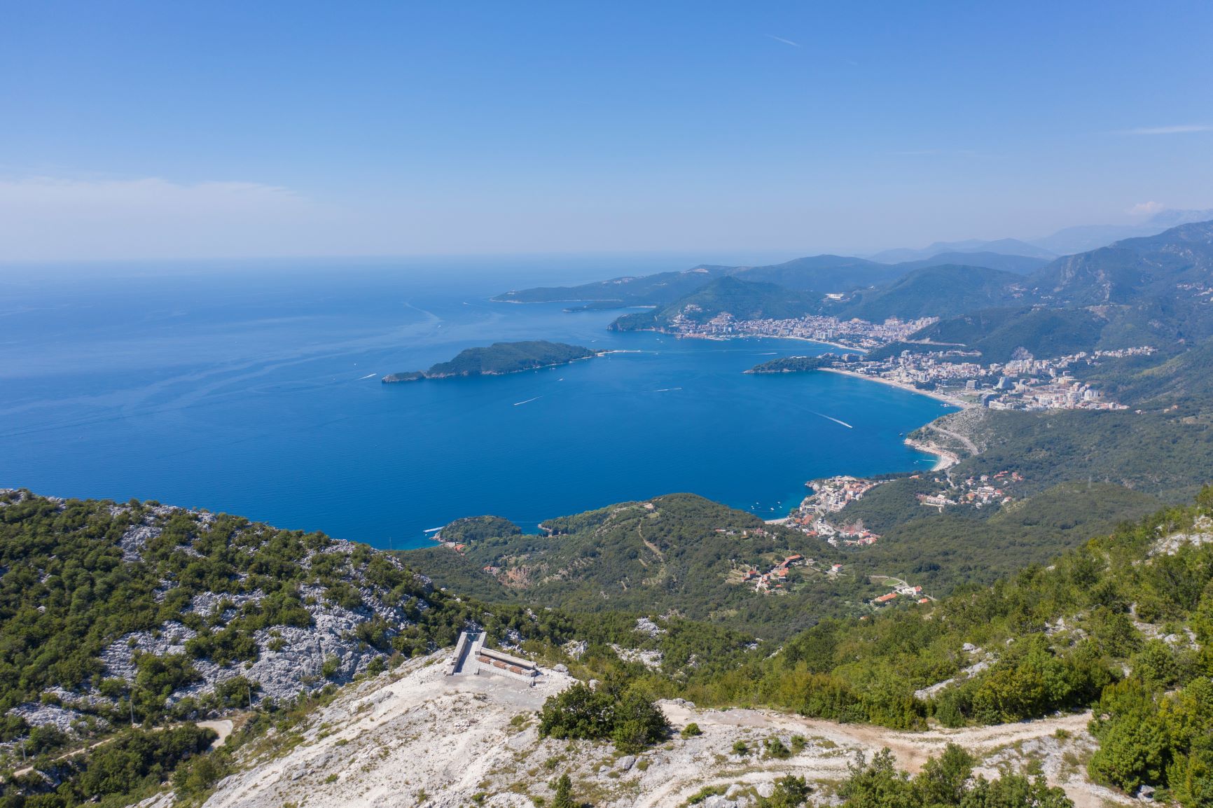 budva-activities budva-sea budva-beach-bar budva-beach budva-hostels